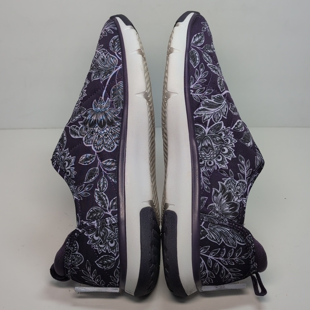 Vera Bradley V8 Cloud 2-mile slip-on sneaker shoe. Woman size 9 EU 40 - Picture 7 of 15